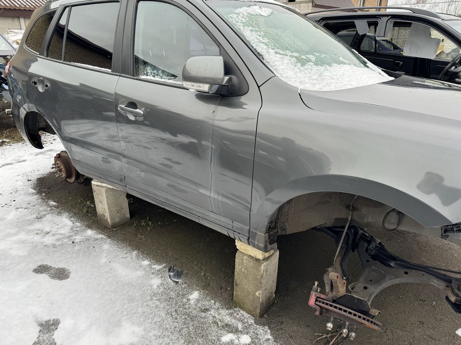Дверка  hyundai santa fe