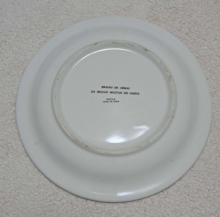 Prato com Brasão da RMN