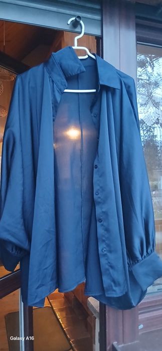 Satynowa koszula plus size. Elegancka. Granatowa