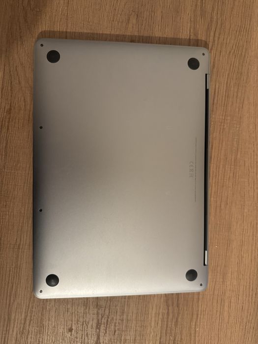 MacBook Pro 13” 2019 | Como Novo | Touch Bar + Touch ID