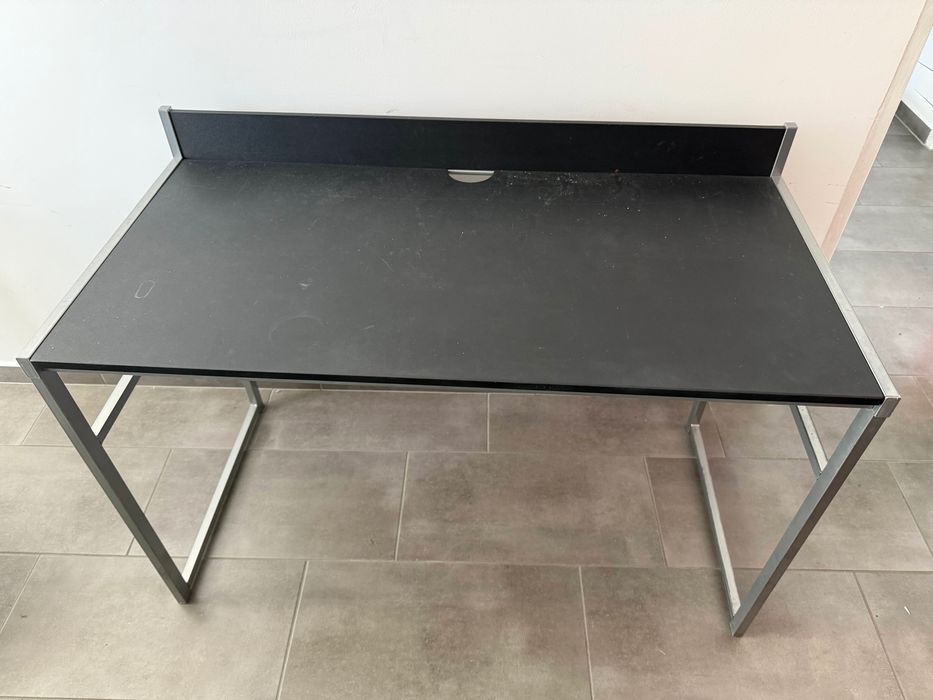 Biurko Jysk - czarne