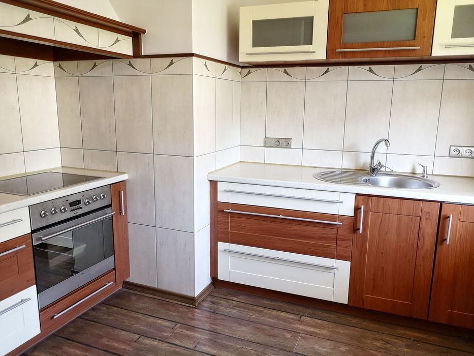 Kawalerka z balkonem w Cieplicach do wynajęcia