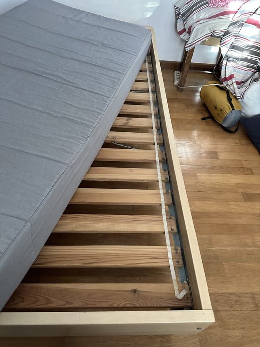 Cama solteiro com colchao IKEA - URGENTE