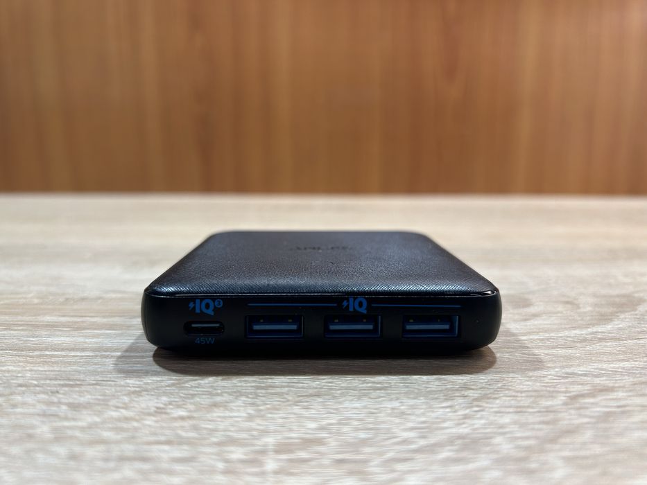 Блок живлення Anker 20.0v 2.25a 45w