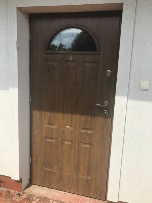 drzwi wejściowe używane