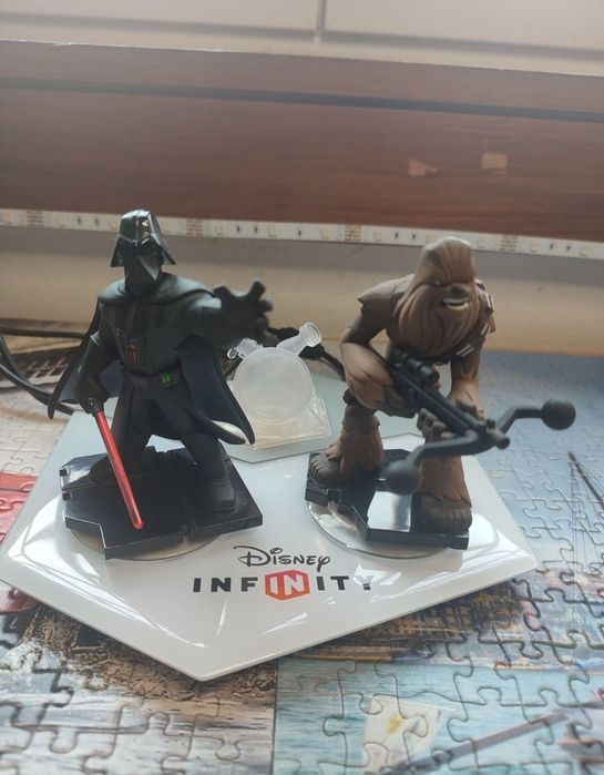 Figuras interativas da Disney +jogo + base de jogo