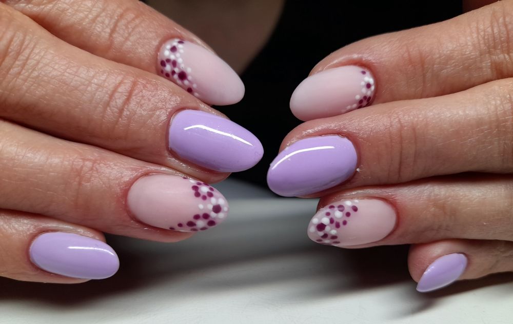 Paznokcie żelowe i hybrydowe