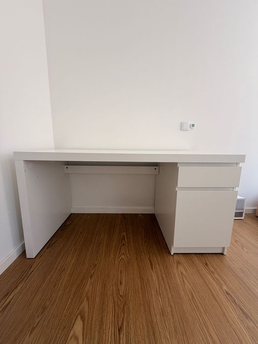 Secretária IKEA MALM branca