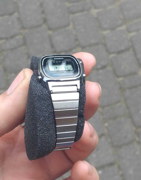 Zegarek Casio LA670WEA-1EF