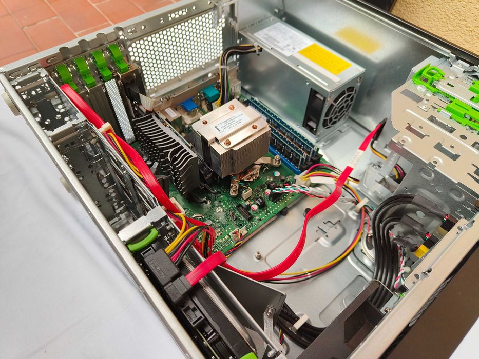 Komputer Fujitsu P720 E85+ i5 16gb gt730