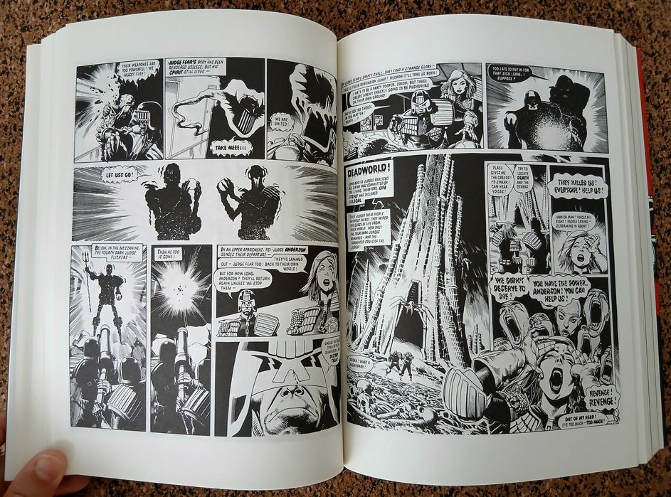 BD - Judge Dredd: The Complete Case Files 05