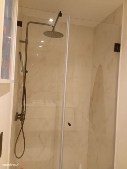 T2 - Oportunidade em Beja: Apartamento Totalmente Remodelado no 6º And