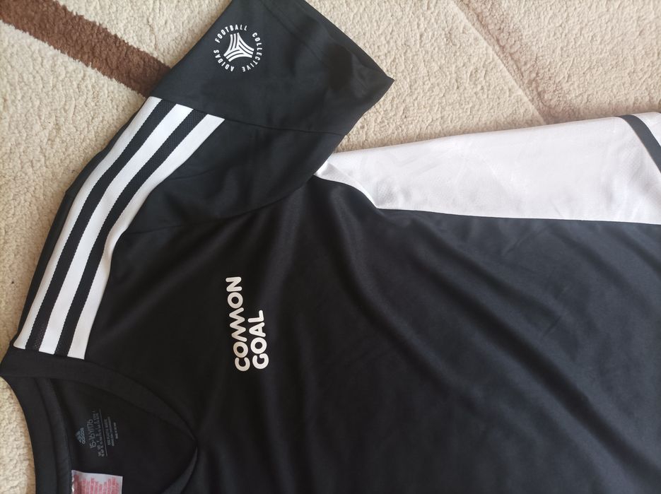 Koszulka Adidas rozm. 176 super stan