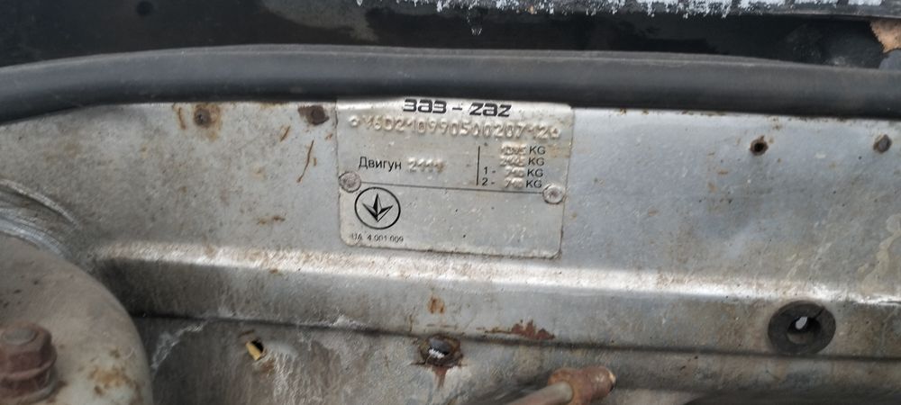 Продам ваз 21099 по запчастинам обо цілу