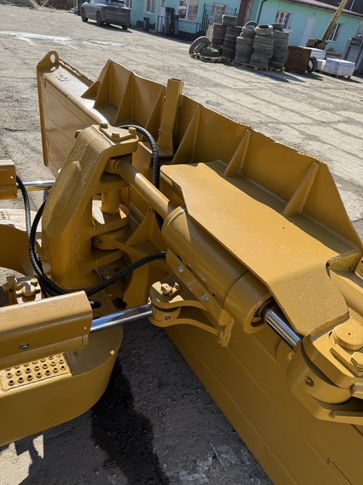 Caterpillar d6m 2003 рік продам