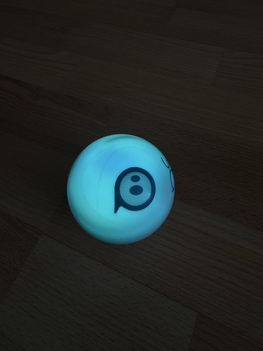 Sphero 2.0 – робот-мʼяч
