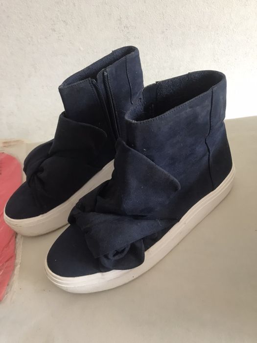 Продам кеды