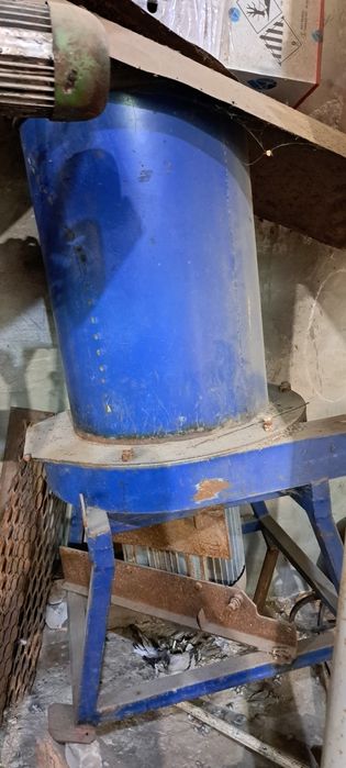 Подрібнювач соломи/сіна/полімерів/ відходів