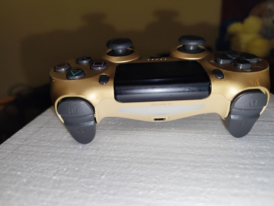 Sony Playstation DualShock 4  Wireless Controller Gold