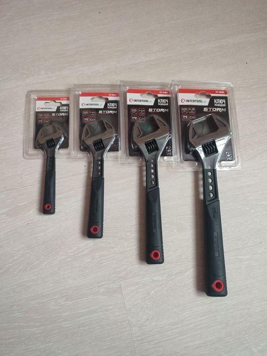 Ключ разводной кованный 150. 200 .250. 300  Cr-V STORM INTERTOOL