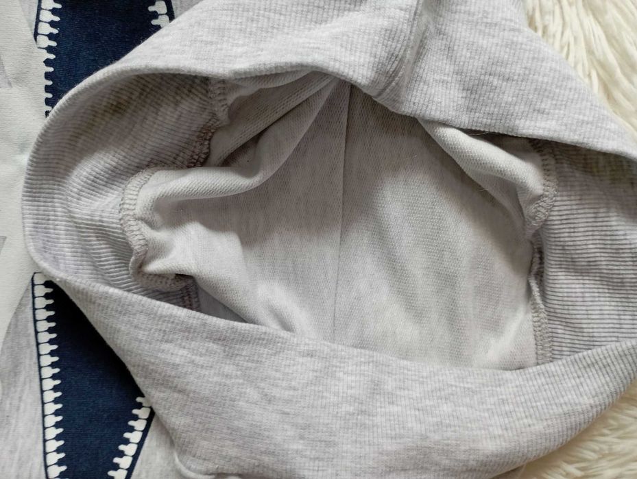 Bluza unisex z kapturem sciaganym jasno szara 12 lat 152