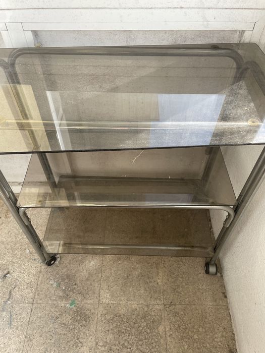 Aparador/Comoda com rodas