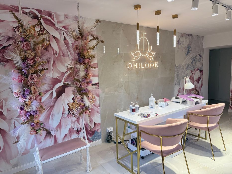 Wynajem stanowiska manicure w salonie kosmetycznym