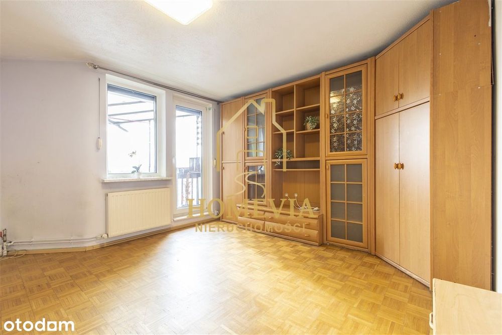 3 pokojowe mieszkanie z dużym balkonem, parkingie