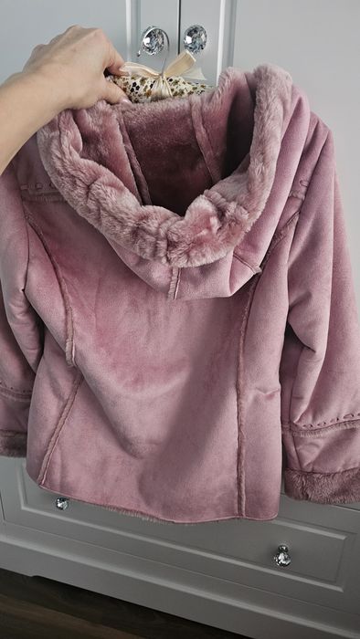 Kożuszek różowy, miś  w środku. Jak nowy r.152