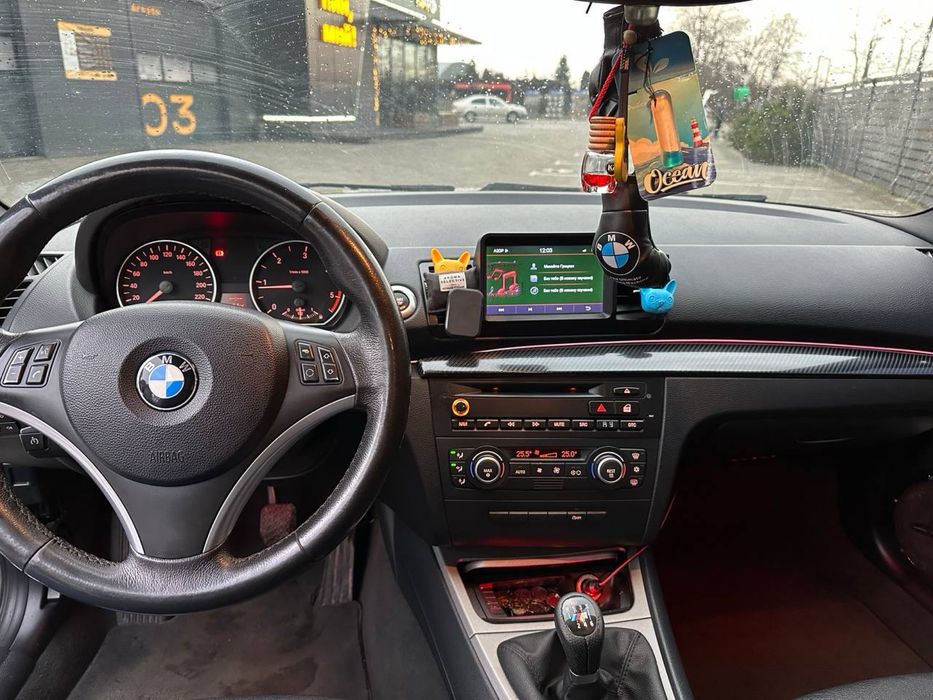 Продам BMW м1 в збереженому стані