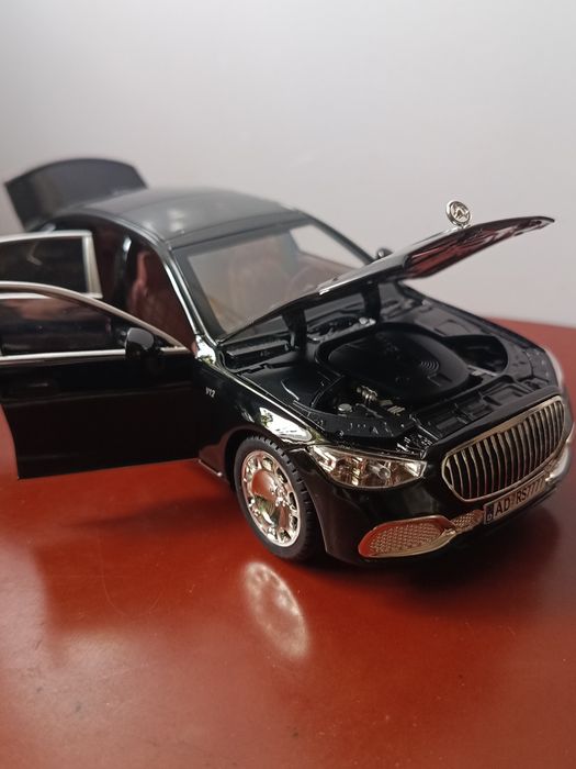 Модель Mercedes -Maybach S-Klasse (S 680) 1/24