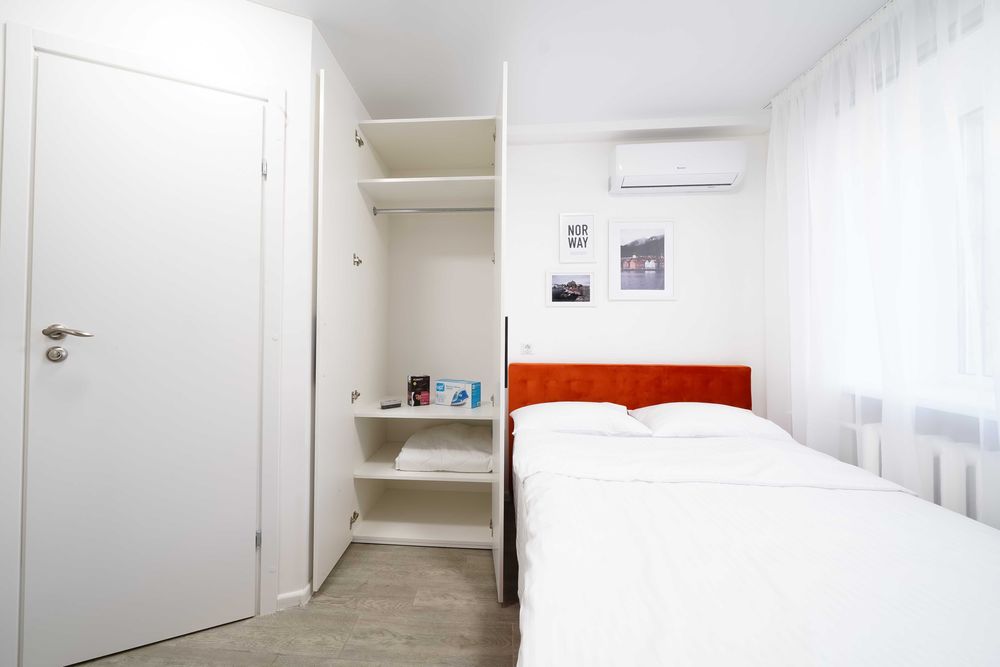 #1482 Квартира подобово. вул. Шолом-Алейхема, 1. Інститут Серця