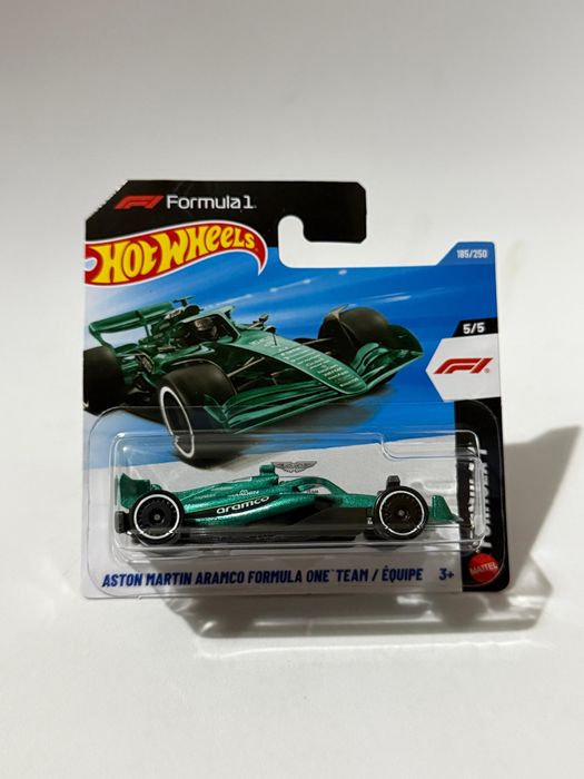 Miniatura Hot Wheels Aston Martin Aramco Formula one team