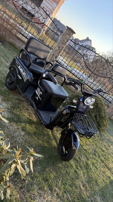 Електро трицикл Corso Sig 10 грузовий 1200W запас 65 км електроскутер
