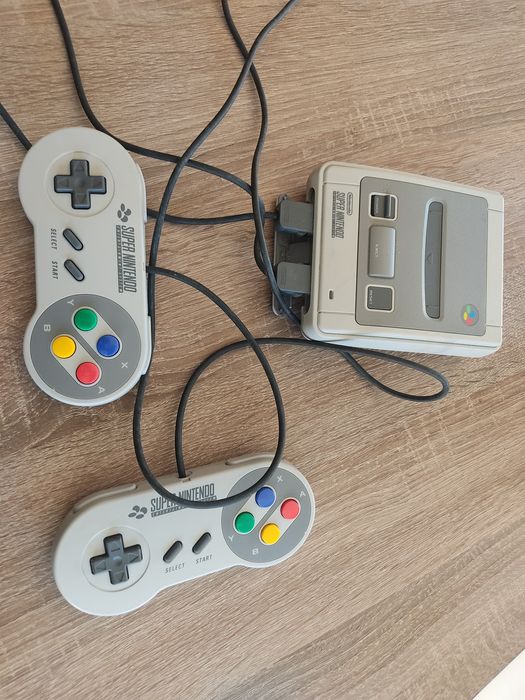 Vendo Mini Super Nintendo