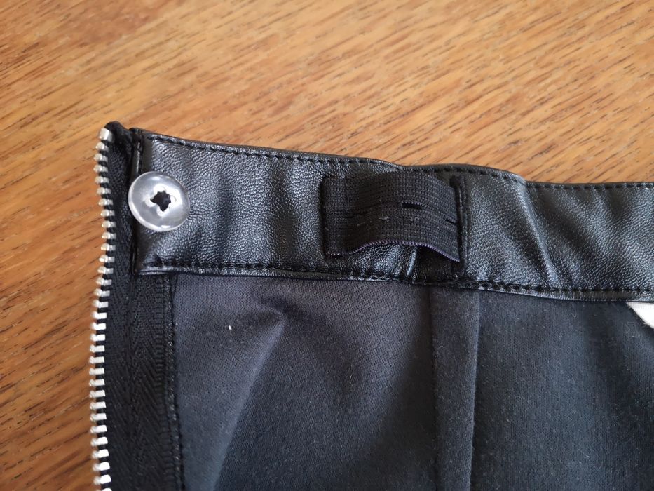 Spodnie jak skóra H&M r. 146.
