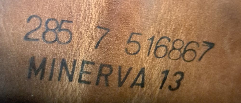 Берці, ботінки Minerva