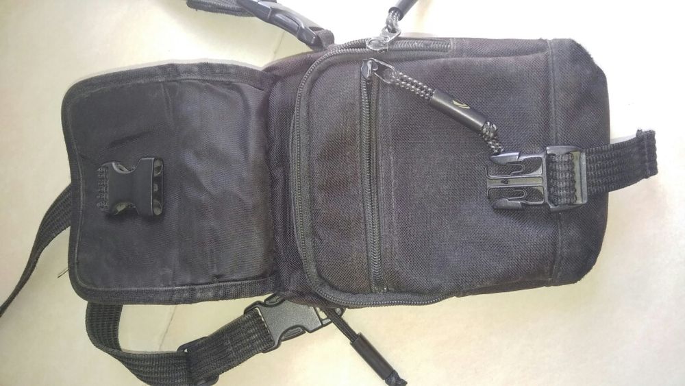 Carteira tira colo Marca " CAMEL"