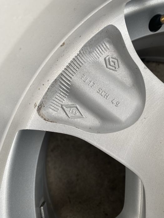 Діски 5 114.3R17 Renault