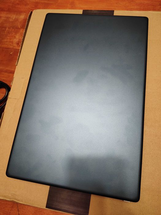 Nowy cienki laptop netbook AMD 8gb ddr4 512gb SSD