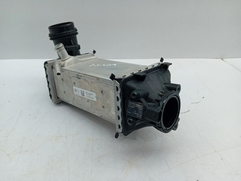 Radiador do intercooler VOLKSWAGEN T-Cross Vila Chã de Ourique • OLX.pt
