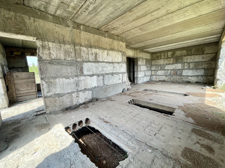 Продаж будинку. Кресівський 2 за 5 Зарічним