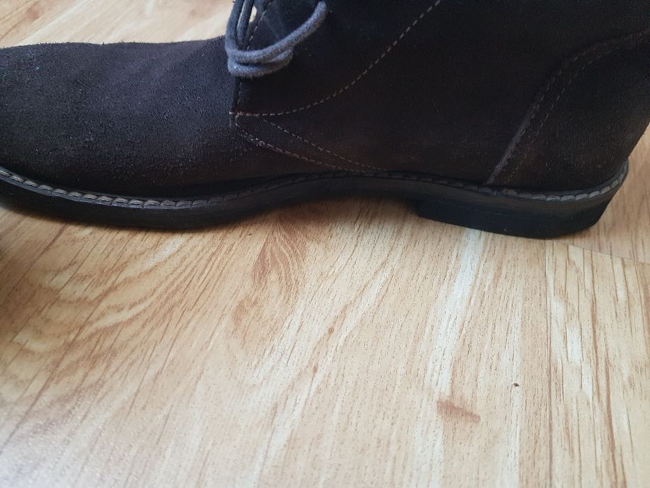Очень качественные мужские итальянские замшивые ботинки
