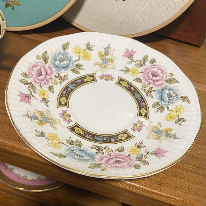 Chavena Rosina China Co Queens