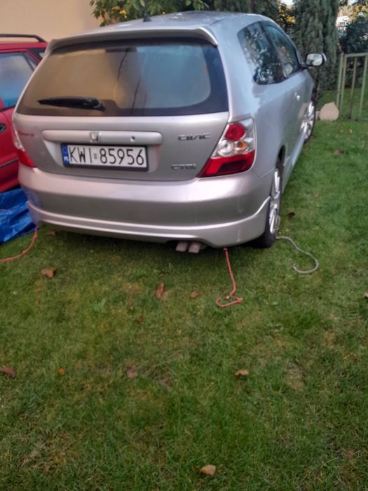 Honda Civic 1.7 CTDi 2005 – odpala, sprawna mechanicznie, po zderzeniu z łosiem