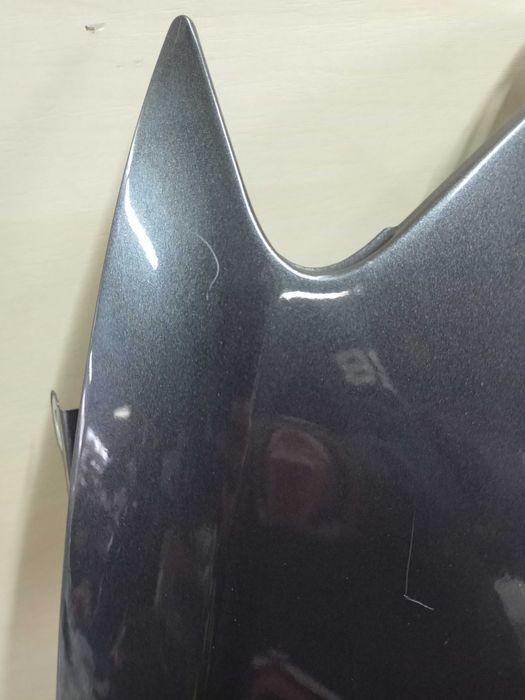 Audi A4 B8 błotnik przód przedni prawy oryginał szary wgniotka