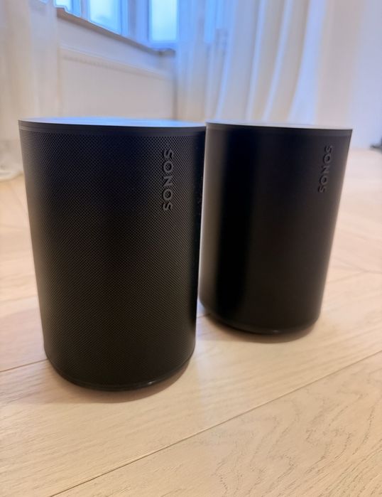 Папа колонок Sonos Era 100 WiFi Bluetooth