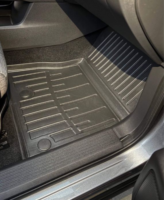 Коврики з ВИСОКИМИ БОРТИКАМИ в салон та багажник Є на всі марки Гумові