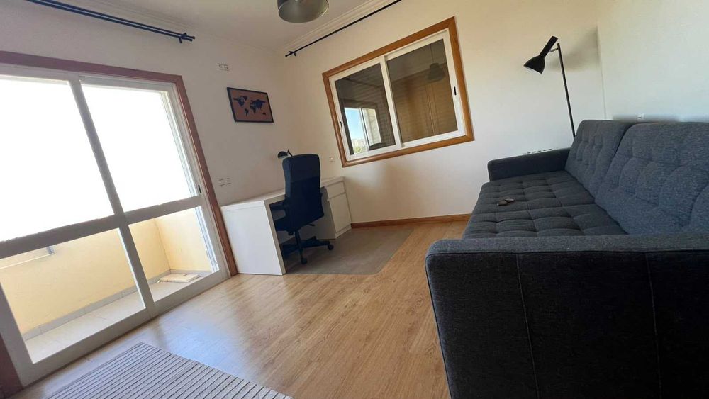 Apartamento T2 à venda em Lisboa.