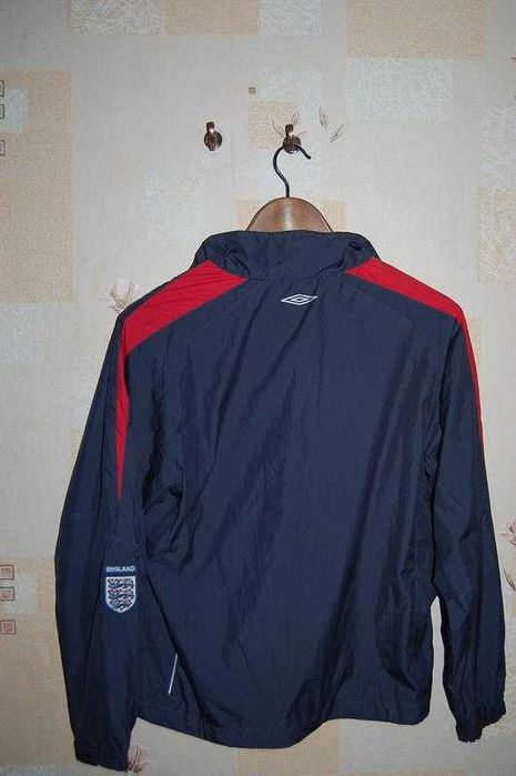 Куртка ветровка umbro england оригинал, подростковая ,м